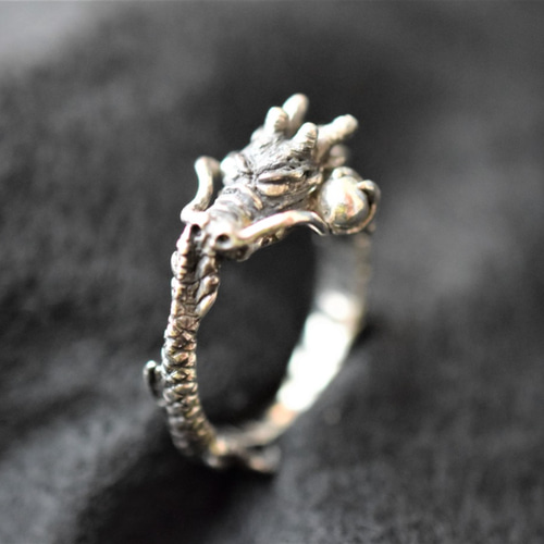 龍の指輪 指輪・リング hide jewelry. 通販｜Creema(クリーマ) 4135454
