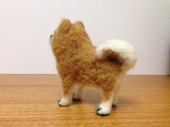 羊毛フェルト  プチシリーズ  柴犬 4枚目の画像