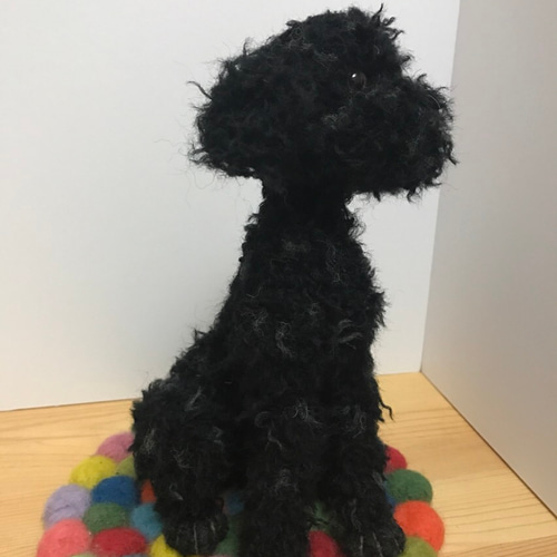 羊毛フェルト トイプードル 黒 ぬいぐるみ apricot 通販 3159470