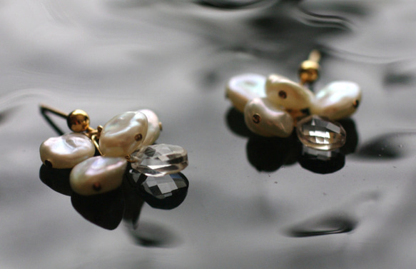 fusa : Keshi Pearl & Crystal（earring） 第3張的照片