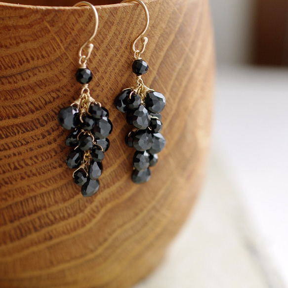 fusa : Black Spinel（earring） 第3張的照片