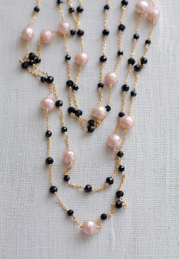 Pinkpearl & Blackspinel Rope（necklace）ピンクパールとスピネルのロングネックレス 5枚目の画像