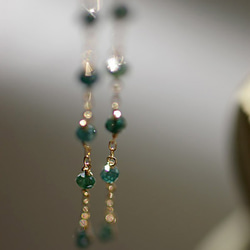 小さな実 : Blue Diamond（earring）ブルーダイヤモンドの耳飾り 3枚目の画像