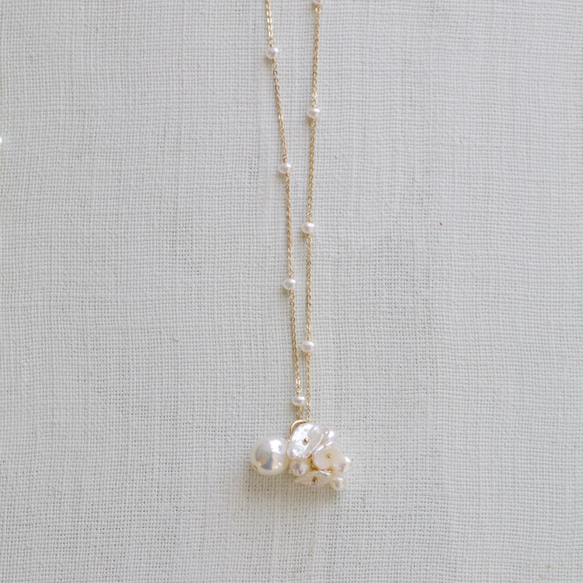 fusa : hira & keshi Pearl（charms） 花びらと芥子パールの玉房のチャーム 5枚目の画像