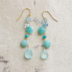 Spring Green : Amazonaisite（earring） 淡い緑色の耳飾り 1枚目の画像