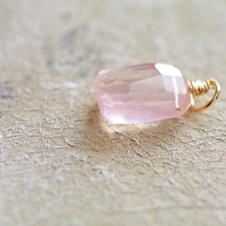 Rose Quartz（charms）2  ラフカットのローズクォーツのチャーム 5枚目の画像