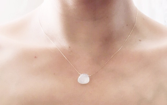 namida : white Moonstone（necklace） ホワイトムーンストーンのネックレス 5枚目の画像