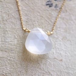 namida : white Moonstone（necklace） ホワイトムーンストーンのネックレス 6枚目の画像