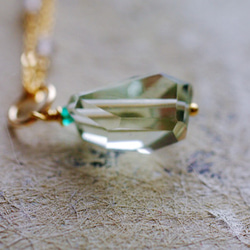 Green Amethyst（charms） ラフカットのグリーンアメシストのチャーム 4枚目の画像