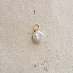 Pearl maru keshi（charms）圓形罌粟珍珠吊飾 第2張的照片