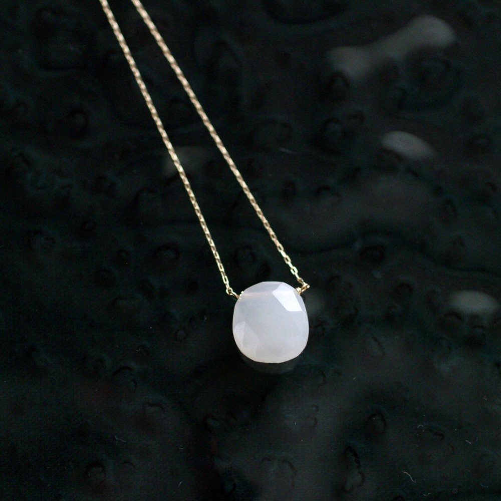namida : white Moonstone 19b（necklace） ホワイトムーンストーン 6,840円