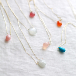 namida : pink Opal（necklace） ピンクオパールと繊細な10金チェーンのネックレス 7枚目の画像