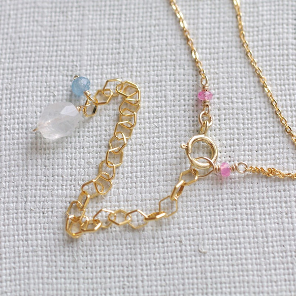 Aquamarine（necklace） アクアマリンの水滴をつないだようなネックレス 4枚目の画像