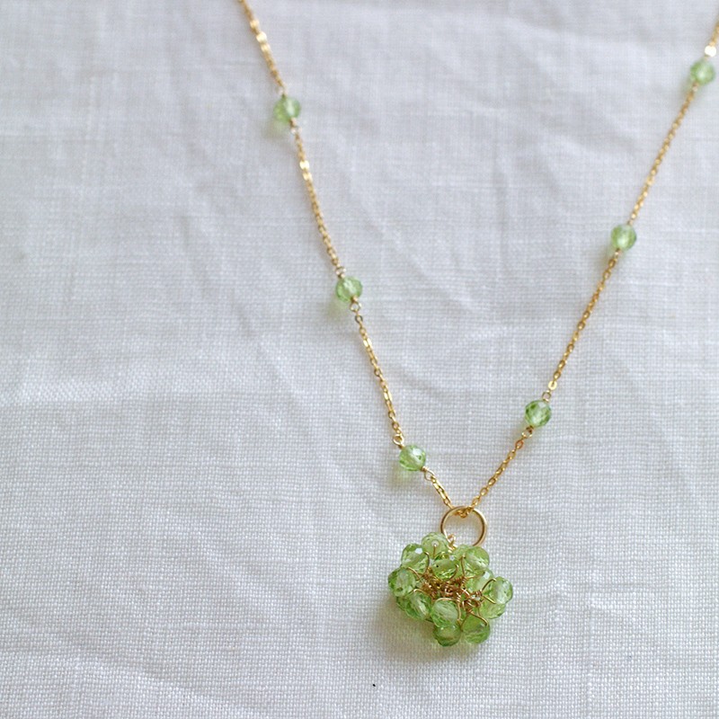 station : Peridot（necklace） ペリドットとゴールドチェーンのステーションネックレス