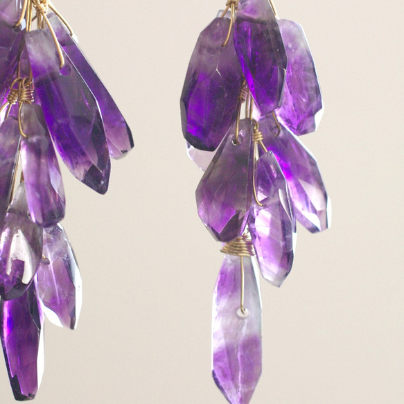 fusa：紫水晶（耳環）手工切割的幻影紫水晶像水果一樣捆在一起 第2張的照片