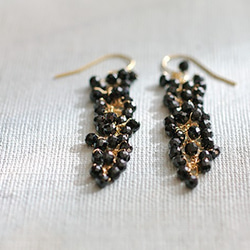 yamabudo : BlackSpinel (earring) 黑尖晶石野葡萄耳環 第4張的照片