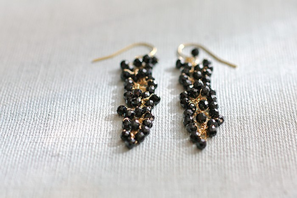 yamabudo : BlackSpinel (earring) 黑尖晶石野葡萄耳環 第4張的照片