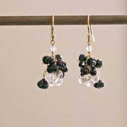 yamabudo : black Spinel , Crystal Tama（earring） 2枚目の画像