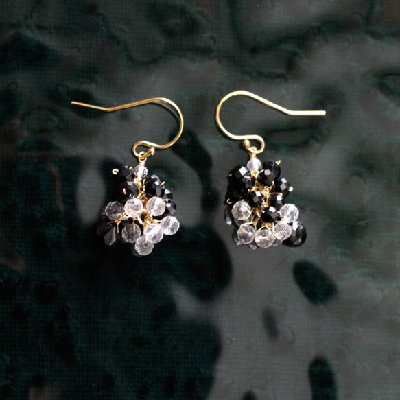 yamabudo : black Spinel , Crystal Tama（earring） 5枚目の画像