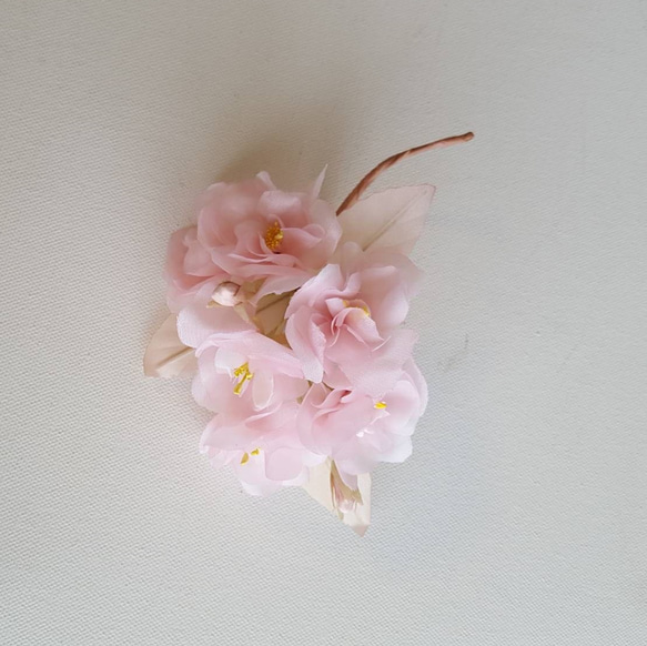 【春限定】桜の布花コサージュ  再販 1枚目の画像