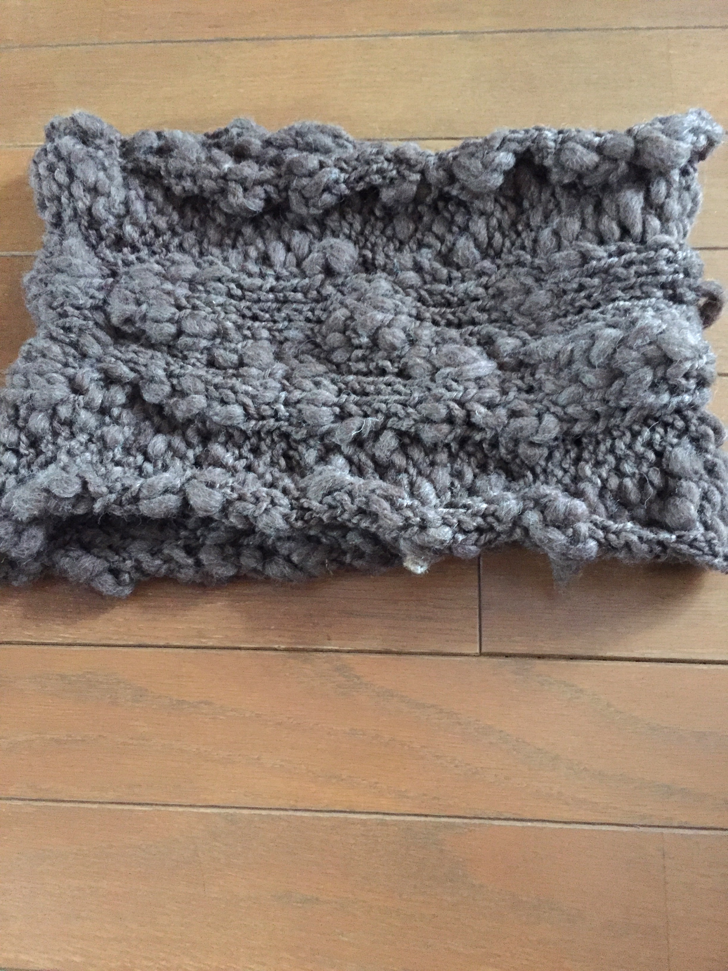 手編みスヌード        Ω