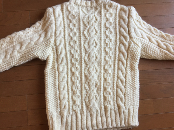 手編みメンズセーター 3枚目の画像
