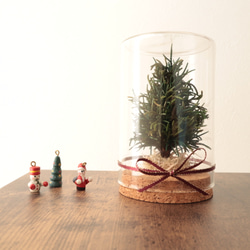 スノードームみたいなクリスマスツリー 3枚目の画像