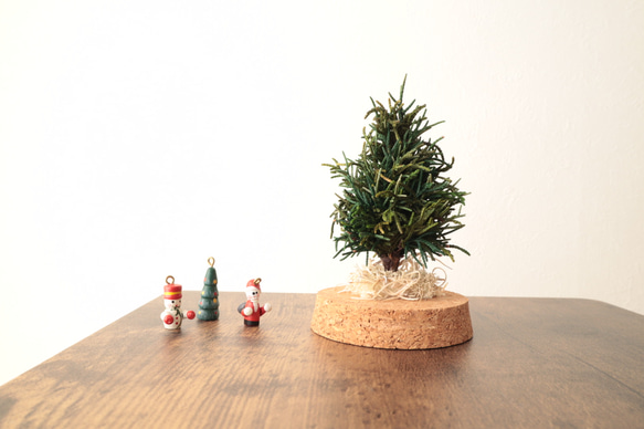 スノードームみたいなクリスマスツリー 4枚目の画像