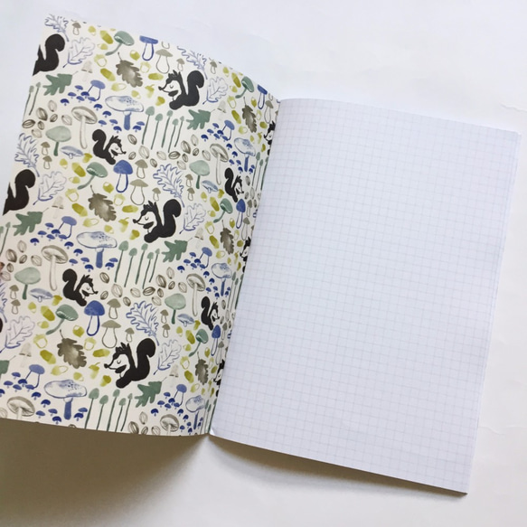 Autumn leaf and Squirrel Notebook | Watercolor Woodland 3枚目の画像