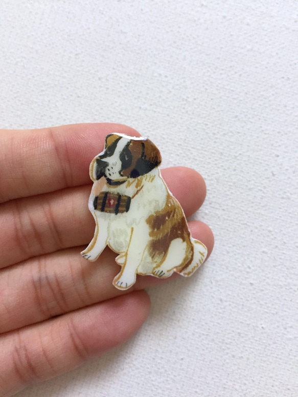 聖伯納犬 狗狗胸針 手工製作插畫飾品 別針徽章 第4張的照片