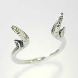 Morph The GOAT シルバー製 ヤギのヌードリング 2枚目の画像