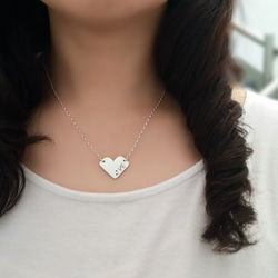 【以愛為名】LOVE文字項鍊 / 純銀項鍊 / Sterling Silver Necklace / LOVE Lett 第4張的照片