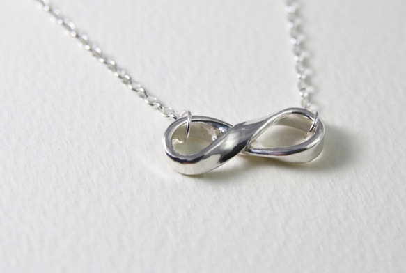 免費刻字【愛。無限】無限項鍊 / 純銀項鍊 / Sterling Silver Necklace / Infinity 第1張的照片