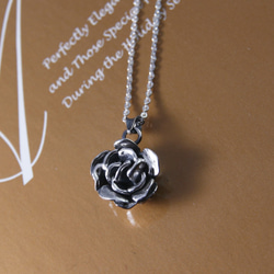 【愛的呢喃】玫瑰項鍊 / 純銀項鍊 / Sterling Silver Necklace / Rose 第2張的照片