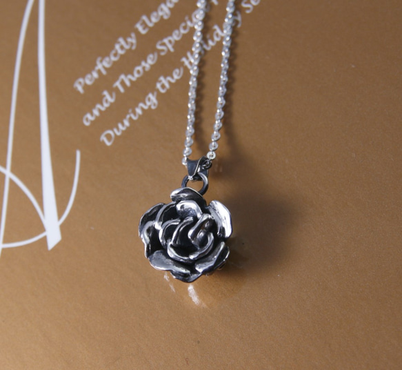 【愛的呢喃】玫瑰項鍊 / 純銀項鍊 / Sterling Silver Necklace / Rose 第2張的照片