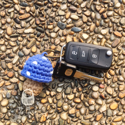[ 毛 線 編 織 ] 藍瘦香菇 - 鑰匙圈 - S 第2張的照片