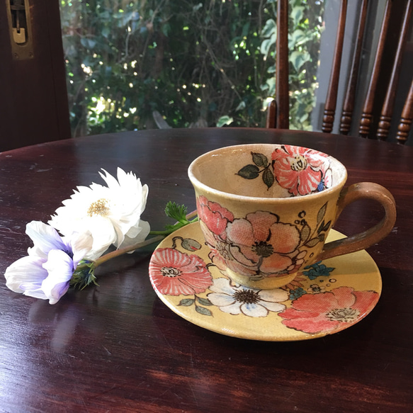 花コーヒーカップ&ソーサー イエローSOLD販売済 4枚目の画像