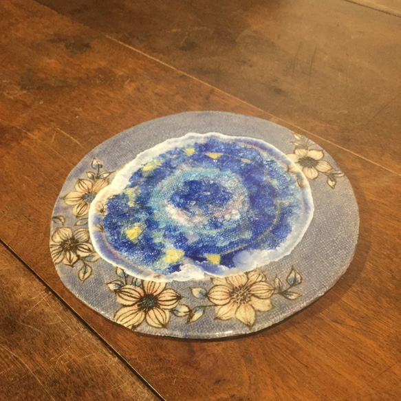 【夢銀河　  群青　陶ガラス菓子皿】西美紀　-幻想陶画- 絵画の器 4枚目の画像