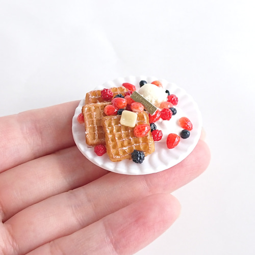 ❇️再販売 ベリーとバニラアイスのワッフルプレート※加工なしか 