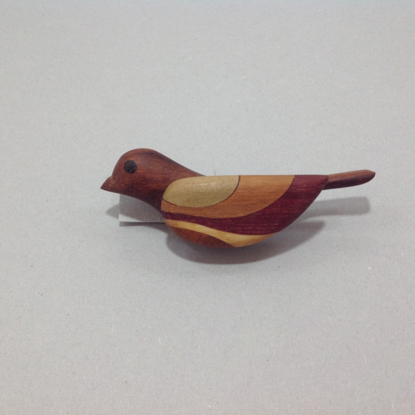 mina 時代の木製の鳥ブローチ ミナペルホネン ピンブローチ 鳥 - メルカリ