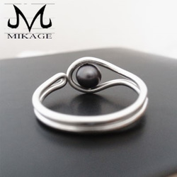 【送料無料】Clutch the Black Pearl Ring：銀９２５淡水黒真珠リング 3枚目の画像