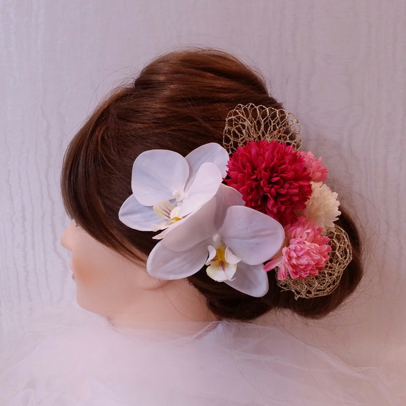 ラブリー♡胡蝶蘭とピンクマムのヘッドドレス 1枚目の画像