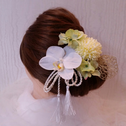 ナチュラル♡胡蝶蘭とグリーン紫陽花のヘッドドレス 2枚目の画像