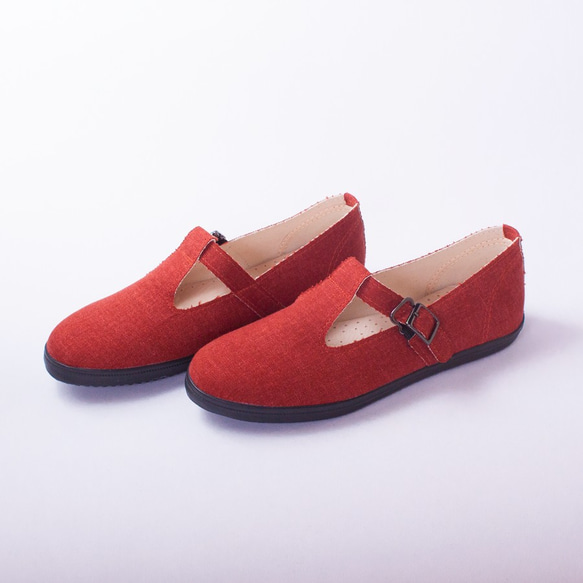 【經典日】赤紅冬日花布鞋 | 須訂購歡迎私訊 第2張的照片