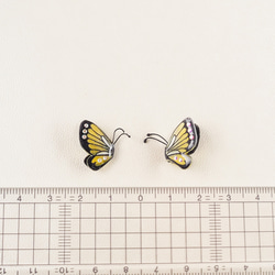 縁起物　黄色い蝶々　ピアス／イヤリング 5枚目の画像