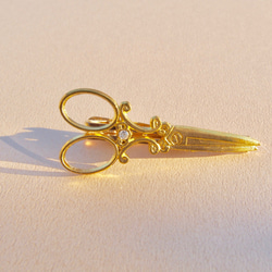 ハサミのネクタイピン（ゴールド） タイピン・カフス 金の小鳥と銀の森