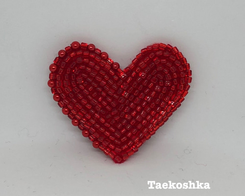 再販☆真っ赤なハートブローチ Lサイズ（特大） ビーズ刺繡