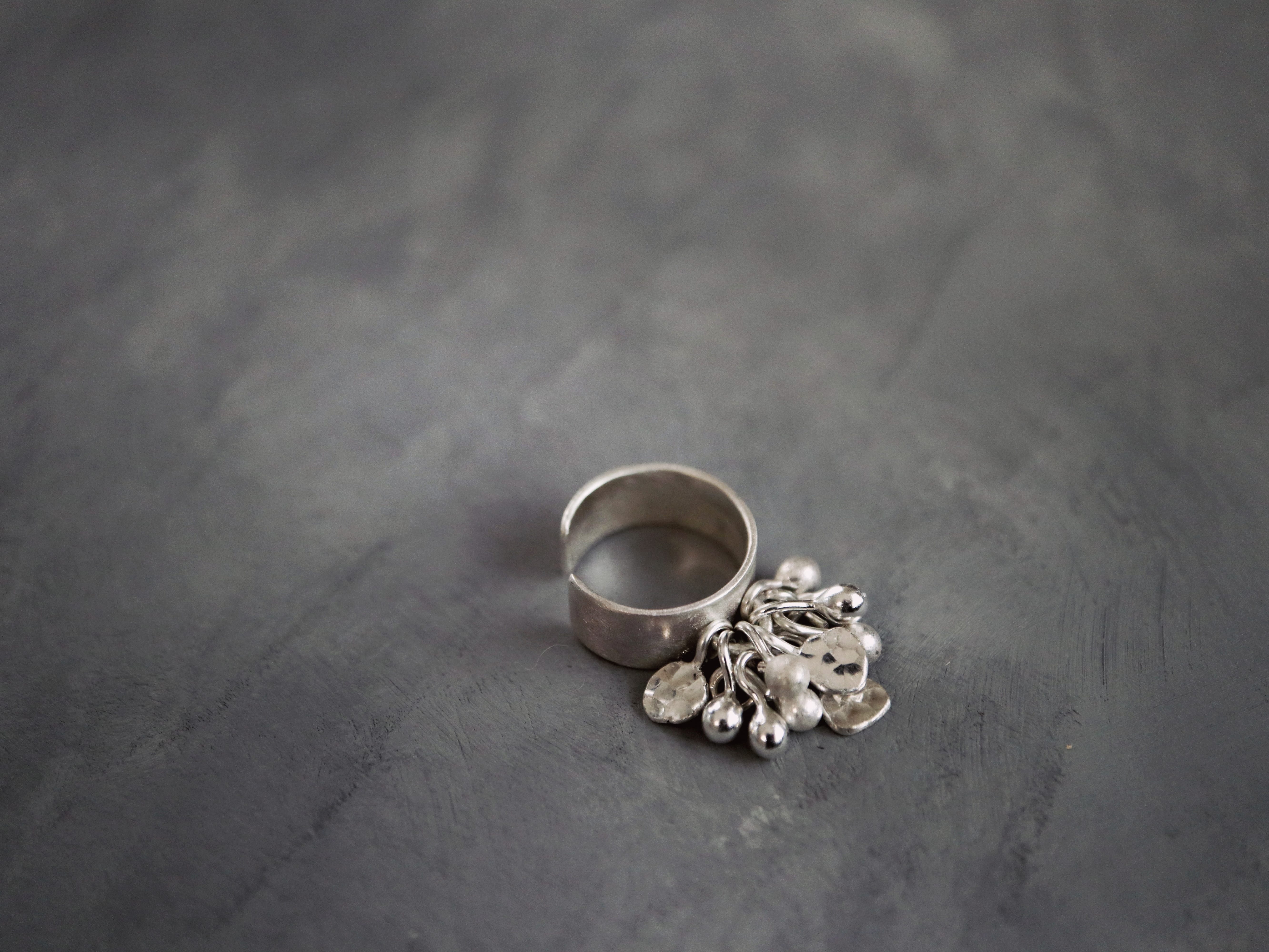 Fruitful  銀のイヤーカフ