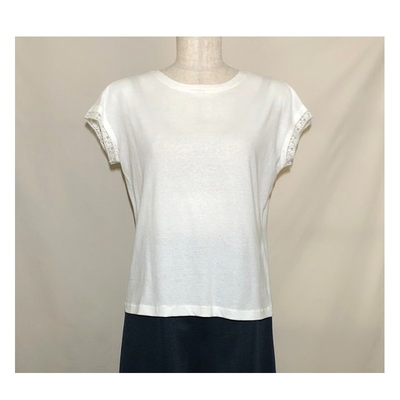 袖口レースのフレンチTシャツ＊12号サイズ