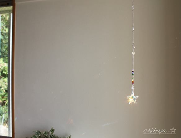 Swarovsk クリスタル 星と虹のサンキャッチャー（ロングタイプ） 1枚目の画像